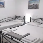 Maria's Sifnos *